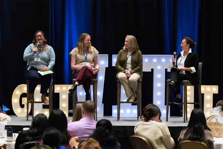 Corporate gathering photography Cincinnati by Deborah Heinlen Photography
